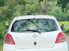 https://riyasewana.com/uploads/toyota-vitz-126492517052.jpg