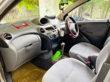 https://riyasewana.com/uploads/toyota-vitz-12941184963.jpg