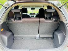 https://riyasewana.com/uploads/toyota-vitz-1300-1823374517976.jpg