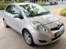 Toyota Vitz 1300 Cc U Grade 2009 Car