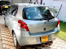https://riyasewana.com/uploads/toyota-vitz-1300cc-121733146794.jpg