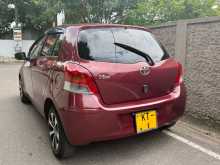 https://riyasewana.com/uploads/toyota-vitz-1300cc-2010-28554612703.jpg