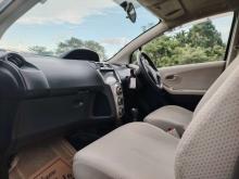 https://riyasewana.com/uploads/toyota-vitz-1300cc-7756286354.jpg