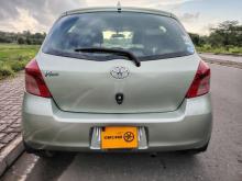 https://riyasewana.com/uploads/toyota-vitz-1300cc-7756286526.jpg