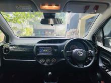 https://riyasewana.com/uploads/toyota-vitz-1312472724951.jpg