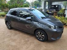 https://riyasewana.com/uploads/toyota-vitz-13145929480284.jpg
