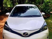 https://riyasewana.com/uploads/toyota-vitz-141809184031.jpg