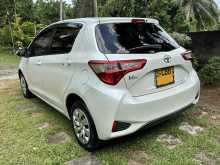 https://riyasewana.com/uploads/toyota-vitz-148061422313.jpg