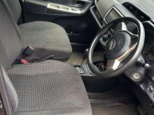 https://riyasewana.com/uploads/toyota-vitz-151004566954.jpg