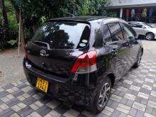 https://riyasewana.com/uploads/toyota-vitz-151143206825.jpg