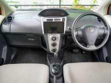 https://riyasewana.com/uploads/toyota-vitz-1511504410055.jpg