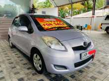 https://riyasewana.com/uploads/toyota-vitz-15155452732.jpg