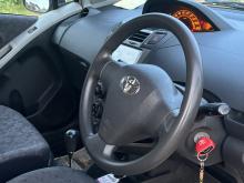 https://riyasewana.com/uploads/toyota-vitz-1521403317895.jpg