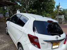 https://riyasewana.com/uploads/toyota-vitz-1523375922023.jpg