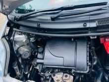 https://riyasewana.com/uploads/toyota-vitz-1604243924.jpg