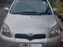 Toyota Vitz 2000 Car