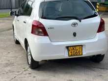 https://riyasewana.com/uploads/toyota-vitz-17120132222.jpg