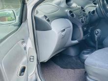 https://riyasewana.com/uploads/toyota-vitz-1714374424402.jpg