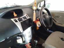 https://riyasewana.com/uploads/toyota-vitz-171644274632.jpg