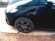 https://riyasewana.com/uploads/toyota-vitz-181322324563.jpg