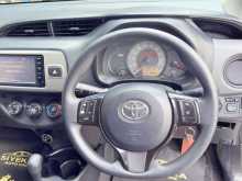 https://riyasewana.com/uploads/toyota-vitz-189381684.jpg
