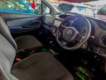 https://riyasewana.com/uploads/toyota-vitz-19133432382.jpg