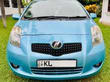 Toyota Vitz 2007 Car