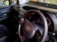 https://riyasewana.com/uploads/toyota-vitz-2-18919144513.jpg