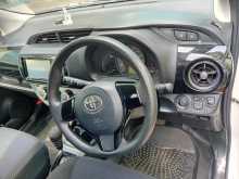 https://riyasewana.com/uploads/toyota-vitz-2-2018-2414405212283.jpg