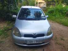 Toyota Vitz 2000 Car