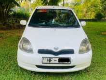 Toyota Vitz 2000 Car
