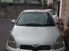 Toyota Vitz 2000 Car