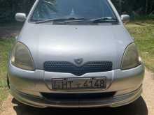 Toyota Vitz 2000 Car