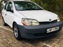 Toyota Vitz 2000 Car