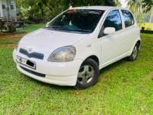 Toyota Vitz 2000 Car