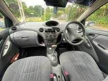 https://riyasewana.com/uploads/toyota-vitz-2001-222313412863.jpg