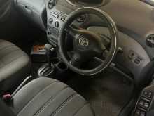 https://riyasewana.com/uploads/toyota-vitz-2002-226340416.jpg
