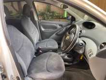 https://riyasewana.com/uploads/toyota-vitz-2002-619413312273.jpg