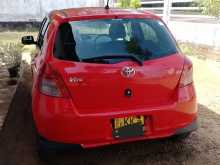 https://riyasewana.com/uploads/toyota-vitz-2005-139462712242.jpg
