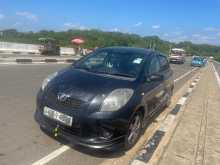 Toyota VItz 2005 Car