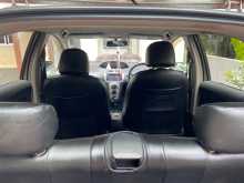 https://riyasewana.com/uploads/toyota-vitz-2005-2812530512044.jpg