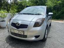 Toyota Vitz 2005 Car