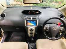 https://riyasewana.com/uploads/toyota-vitz-2006-2021413712803.jpg