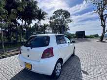 https://riyasewana.com/uploads/toyota-vitz-2007-114225612573.jpg