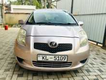 Toyota Vitz 2007 Car