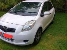Toyota Vitz 2007 Car