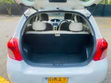https://riyasewana.com/uploads/toyota-vitz-2007-1610294412663.jpg