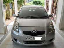 Toyota Vitz 2007 Car