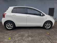 https://riyasewana.com/uploads/toyota-vitz-2007-2015302512693.jpg