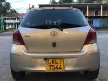 https://riyasewana.com/uploads/toyota-vitz-2007-2410454212844.jpg